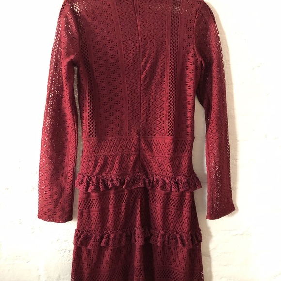 Maroon ruffle accent dress - Picture 2 of 5